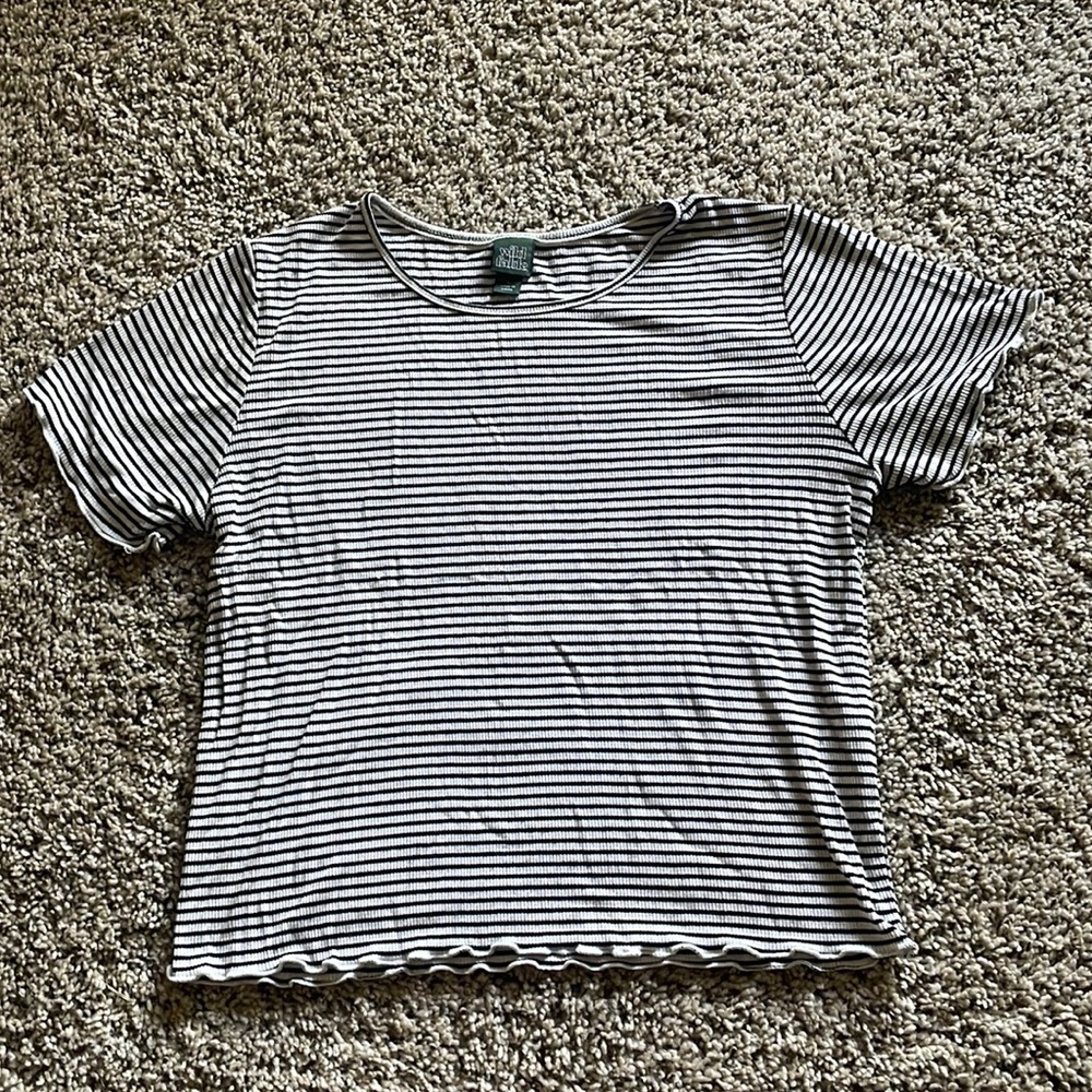 Cute, striped, ripped crop top